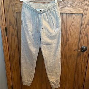 Nike Men's Light Gray Joggers